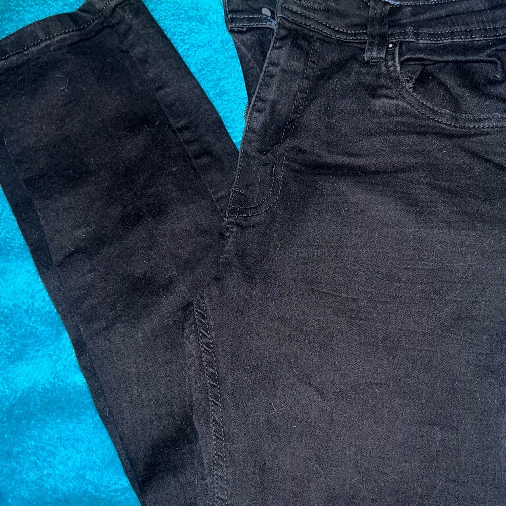 HUNTINGTON LADIES SKINNY  JEANS SIZE 32x30
